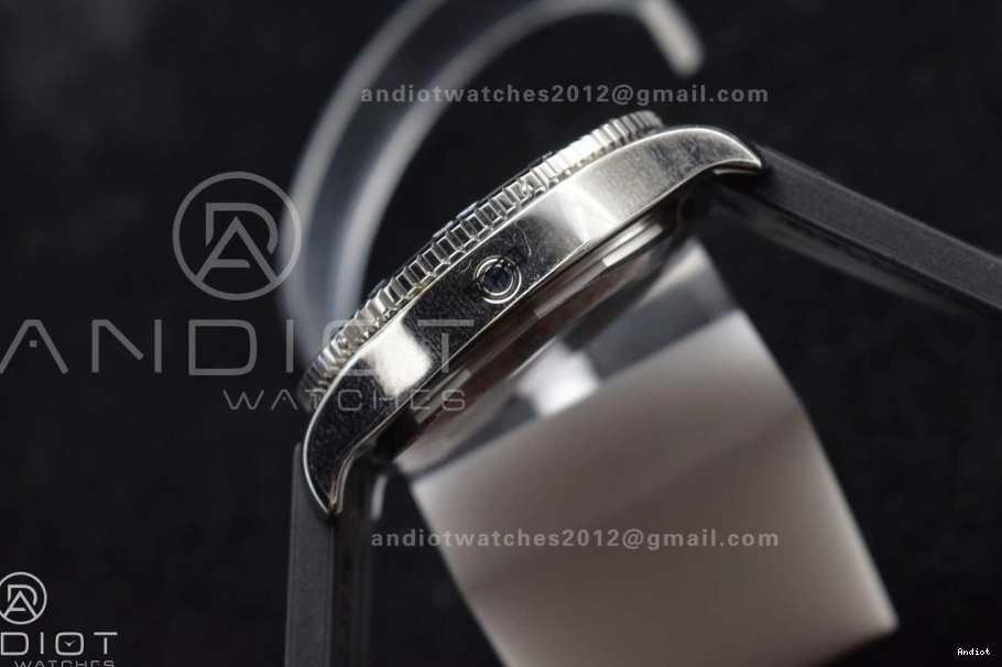 Black Bezel 1:1 Strap 44 Edition A2824 On Dial TF Superocean Rubber Best Black Automatic Black 0218